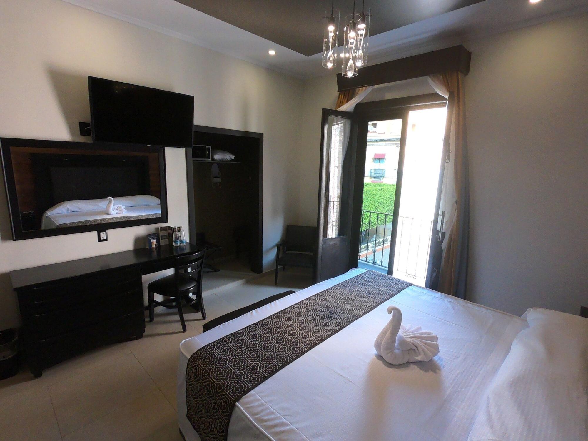 San Diego Hotel 4*